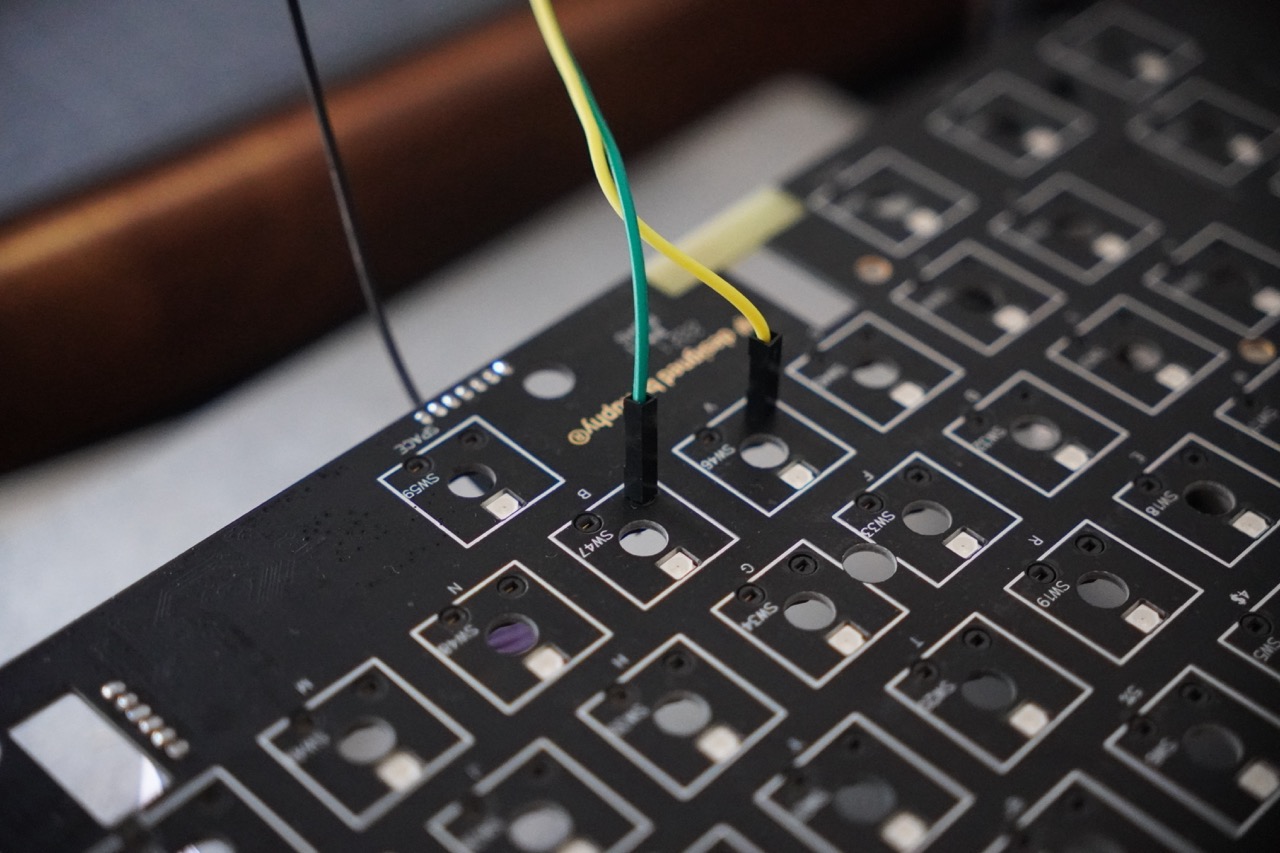 uart connected through 5th and 6th key columns